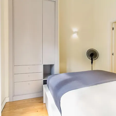 Design In Typical Alfama Lissabon