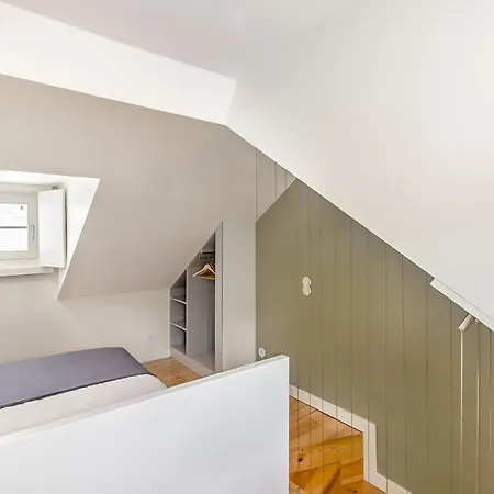 Apartment Design In Typical Alfama Lissabon